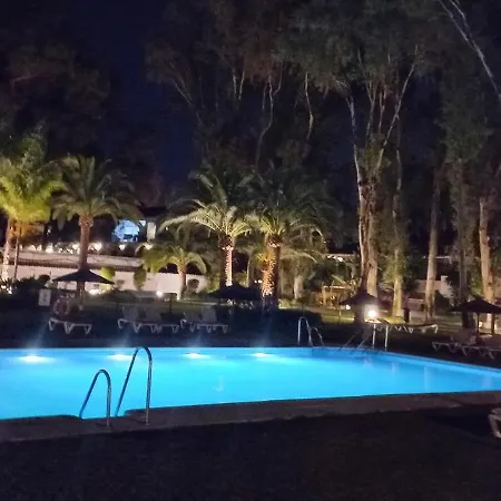 Puerto Banus Con Piscina דירה